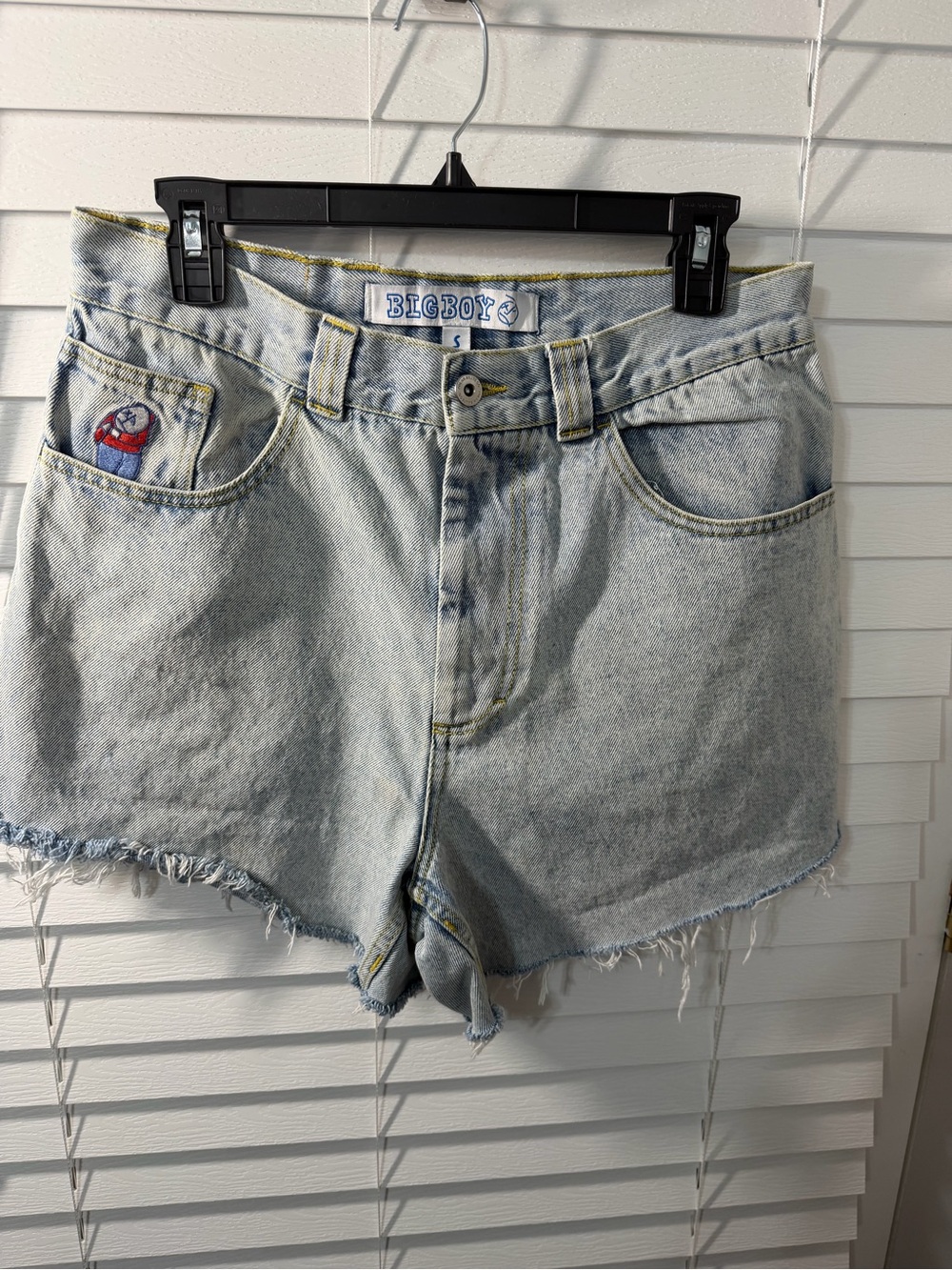Light Wash Denim Cutoff Shorts - Light Blue